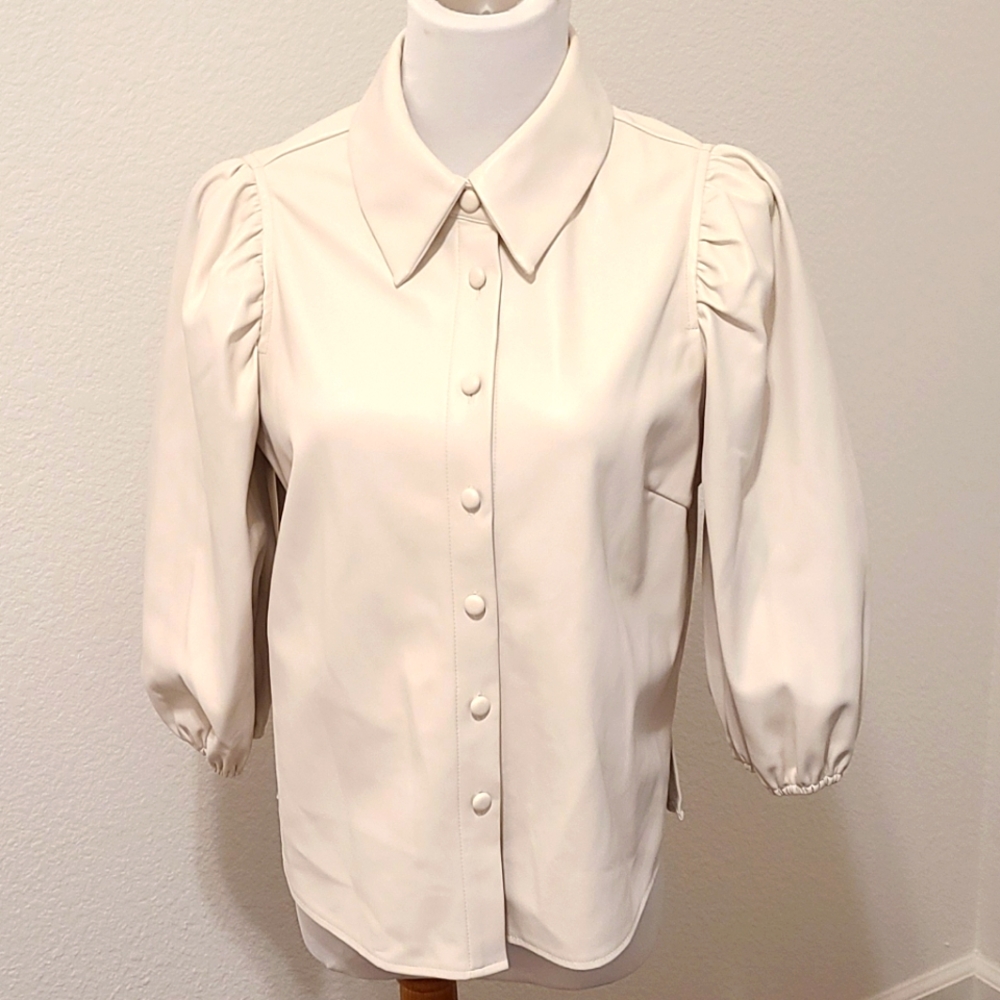 NWT LUCY PARIS Ivory Top